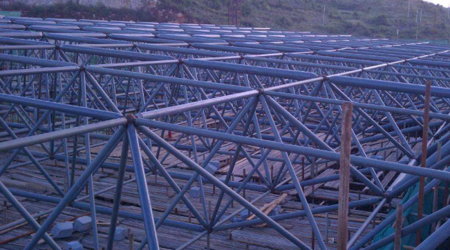 郏县概述网架加工中对钢材的质量的过细恳求
